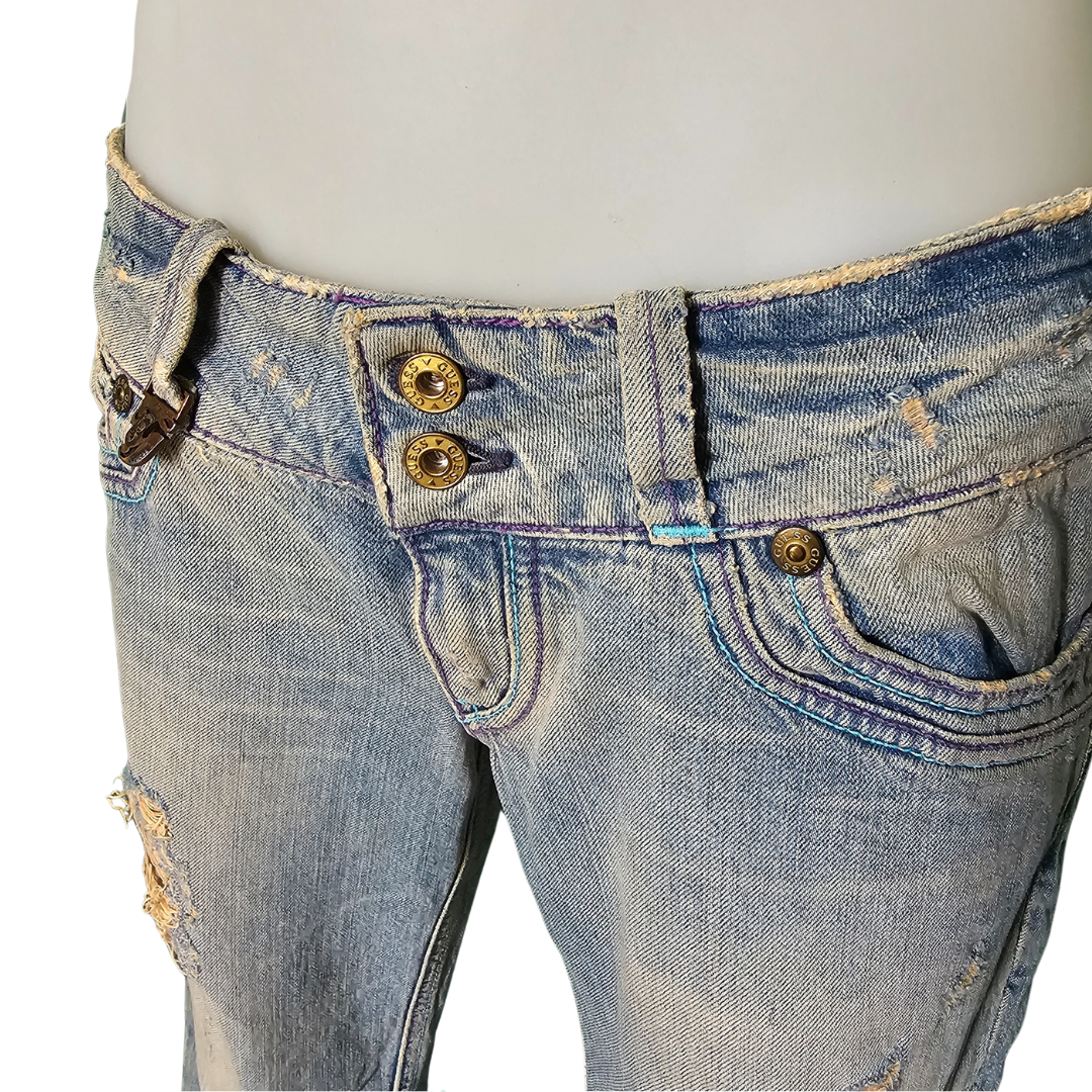 ΠΑΝΤΕΛΟΝΙ GUESS