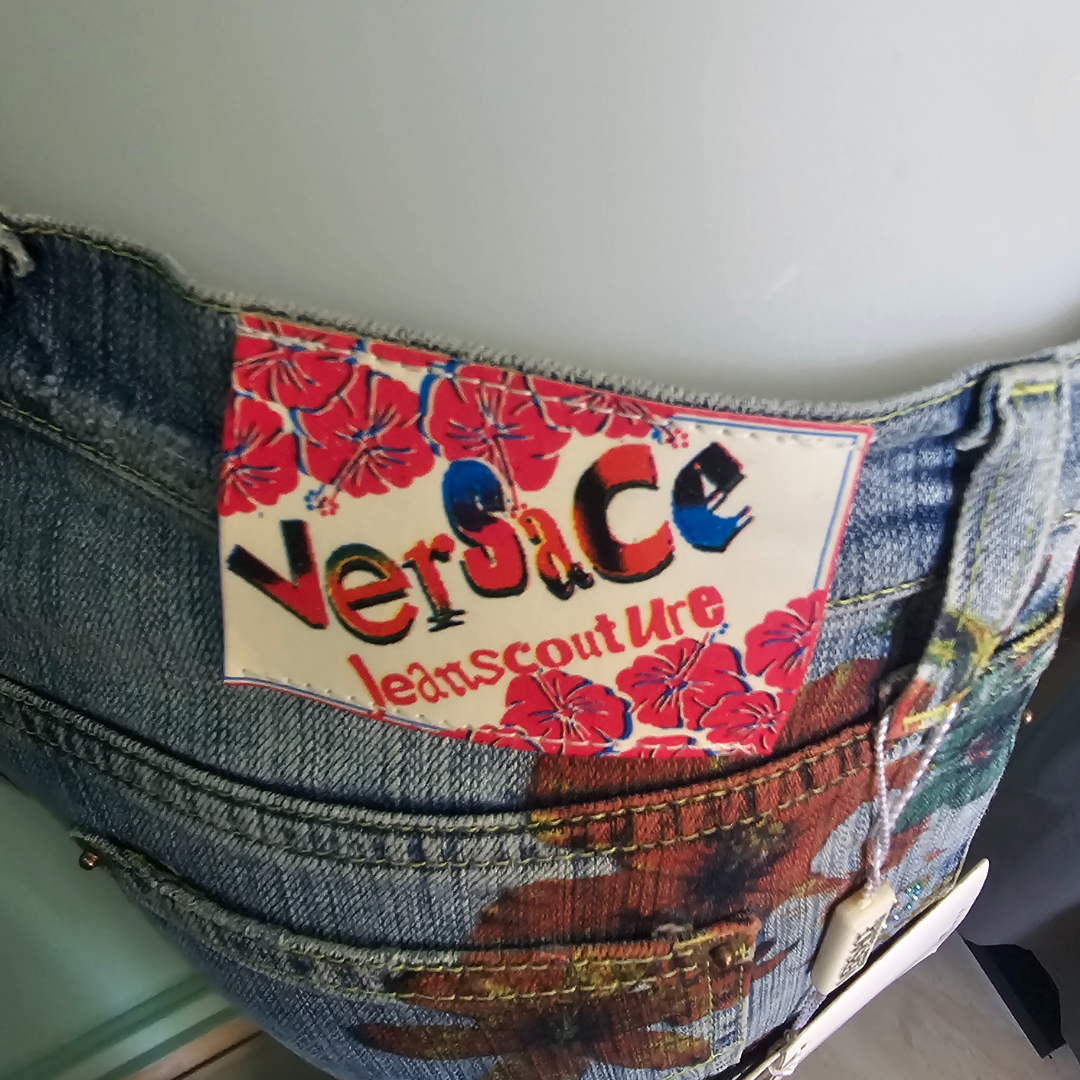 ΠΑΝΤΕΛΟΝΙ VERSACE