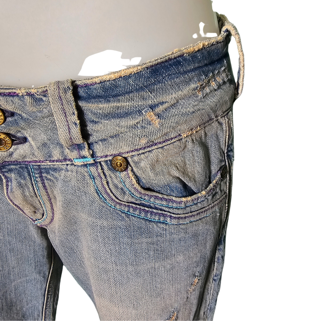 ΠΑΝΤΕΛΟΝΙ GUESS