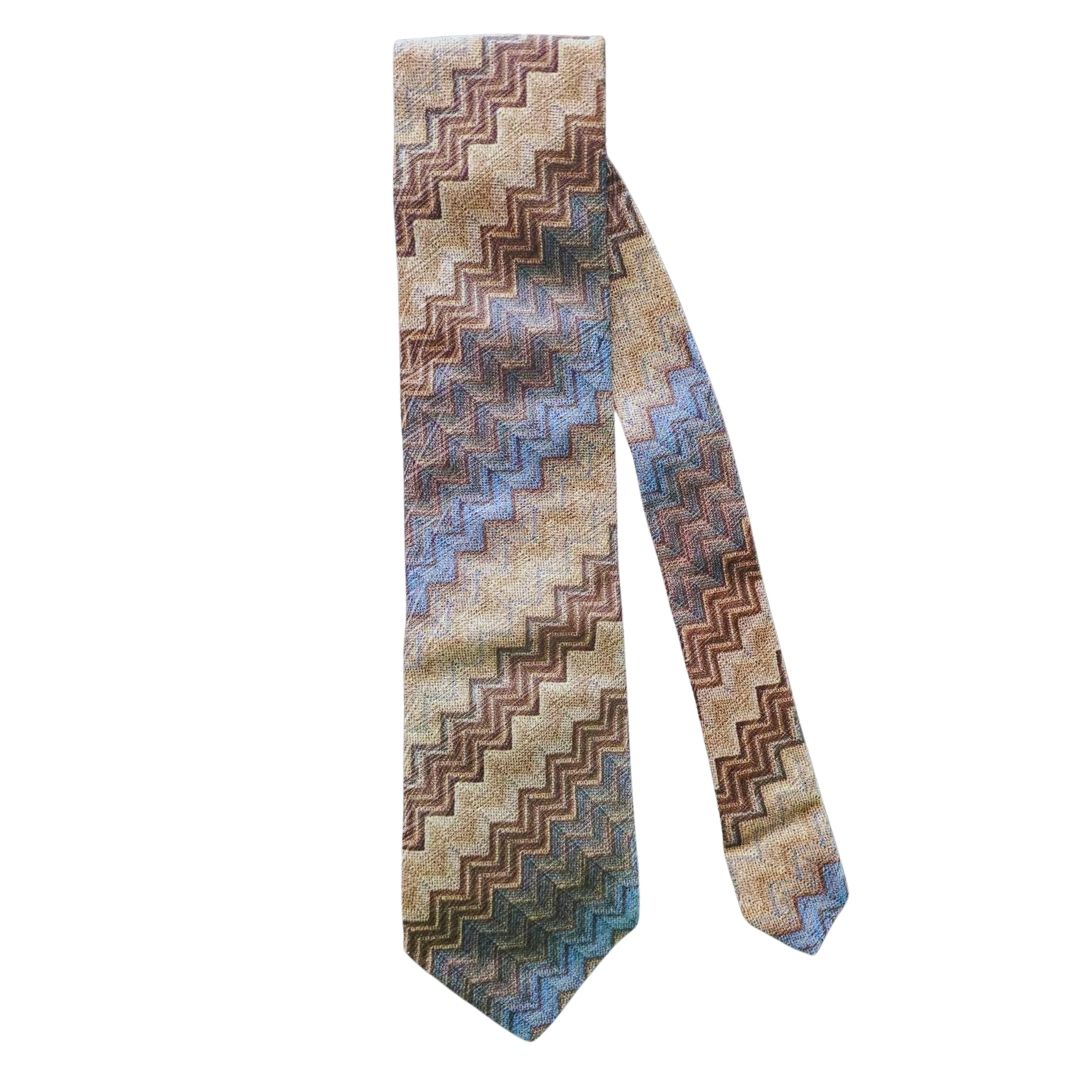 vintage Missoni tie man ανδρικη γραβατα γαμπρος κουμπαρος αδερφος γαμπτρου αδερφος νυφης καθηγητης γιατρος ,επαγγελματικο ραντεβου,ριγε ριγες ιδεα για ανδρικο δωρο ονομαστικη γιορτη γιορτη ερωτευμενων δωρο για γιατρο για δασκαλο ιταλικη μεταξωτη για στυλατο ανδρα για νδρα με αποψη για στυλ ιταλικη φινετσα  ιταλικος οικος ,συλλεκτικη μοναδικη γραβατα περιορισμενη διαθεσιμοτητα 