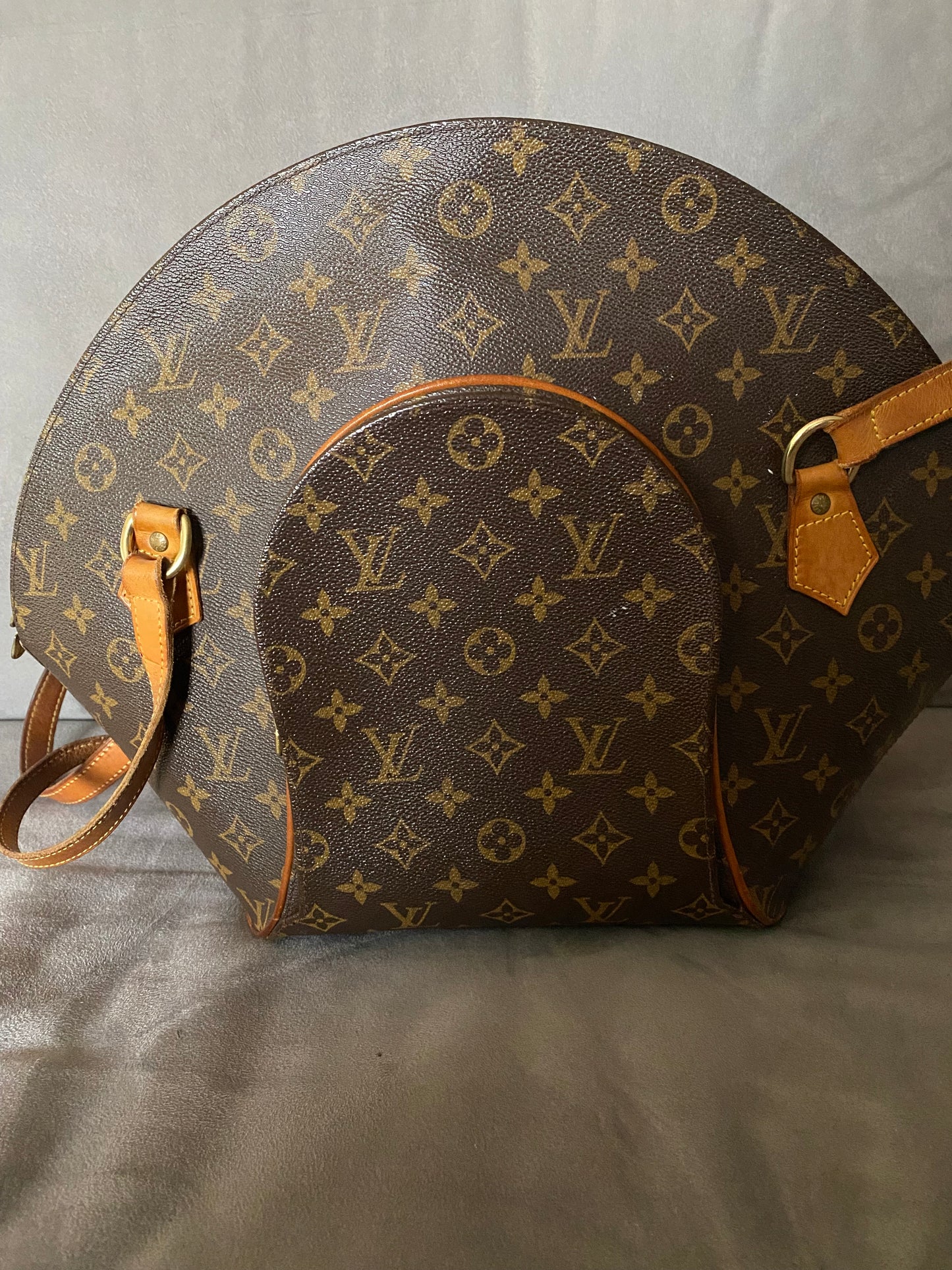 Louis Vuitton Ellipse GM Monogram Shoulder Bag